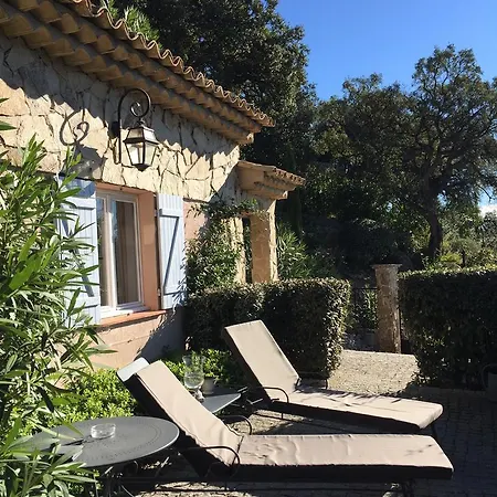 فيلة La Petite Bastide Grimaudoise *