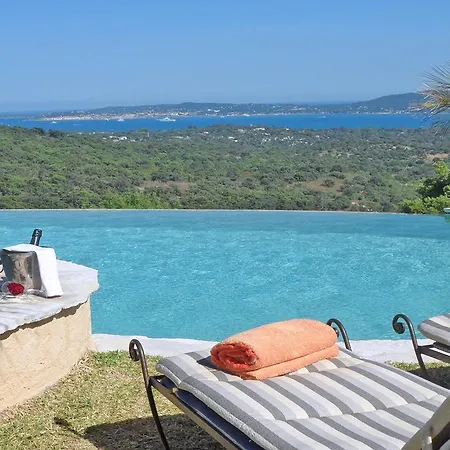 La Petite Bastide Grimaudoise فيلة غريمو