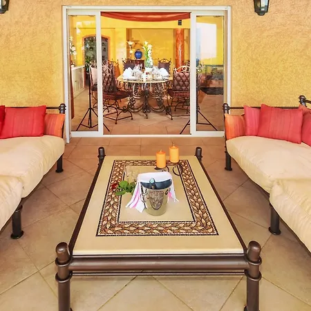 La Petite Bastide Grimaudoise * غريمو