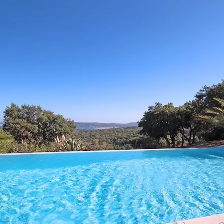 La Petite Bastide Grimaudoise * غريمو